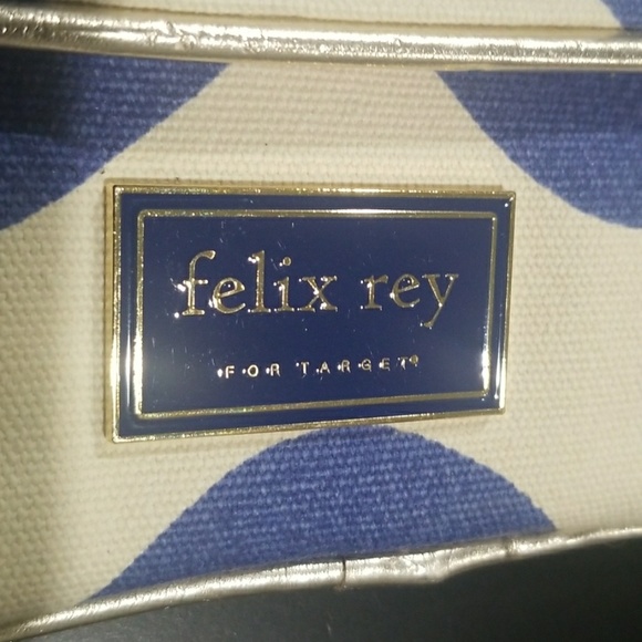 Felix Rey for Target Purse - Picture 3 of 5